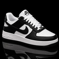 Men's Black & White Classic Sneakers – Stylish Casual Low-Top Shoes